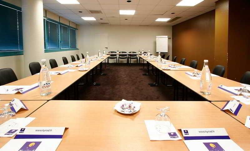 Hotel ibis Styles Massy Opéra Facilidades foto