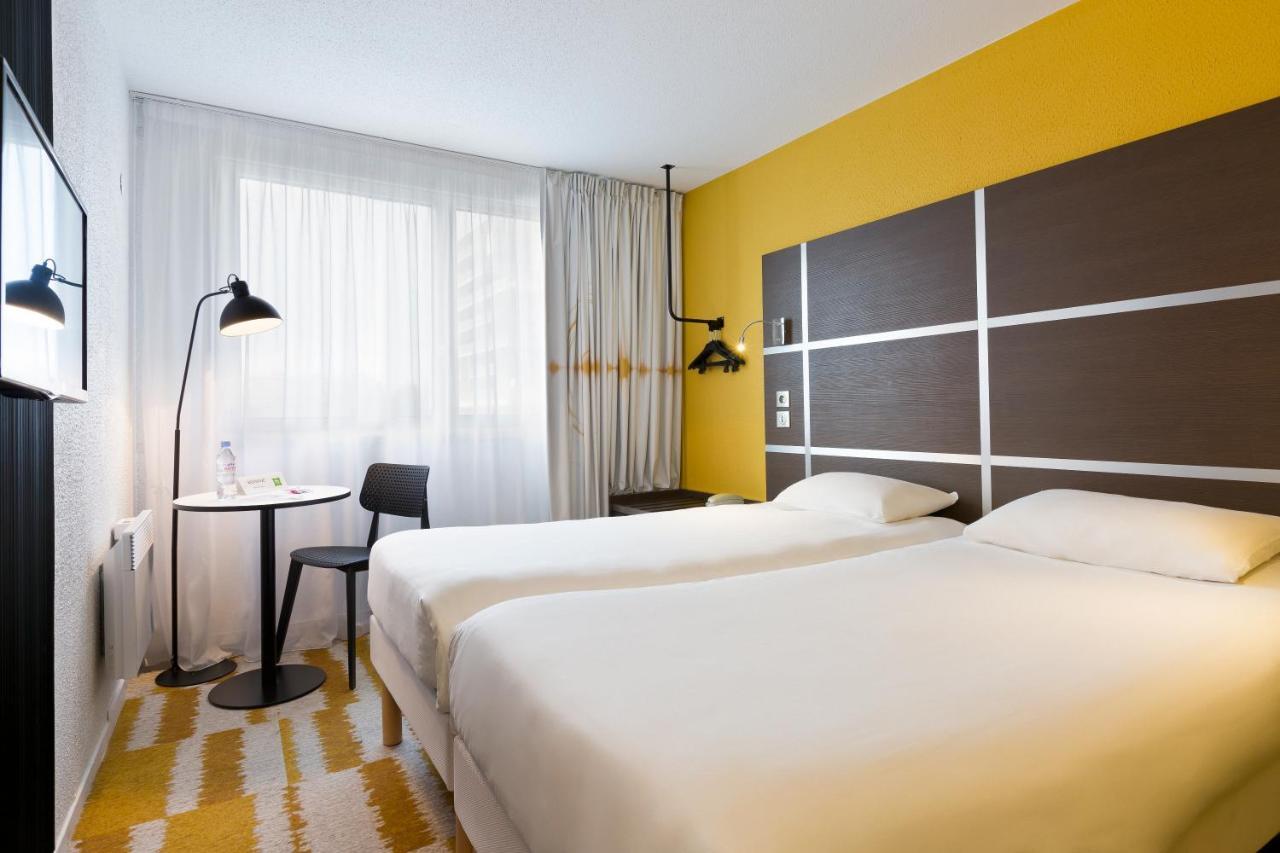 Hotel ibis Styles Massy Opéra Exterior foto